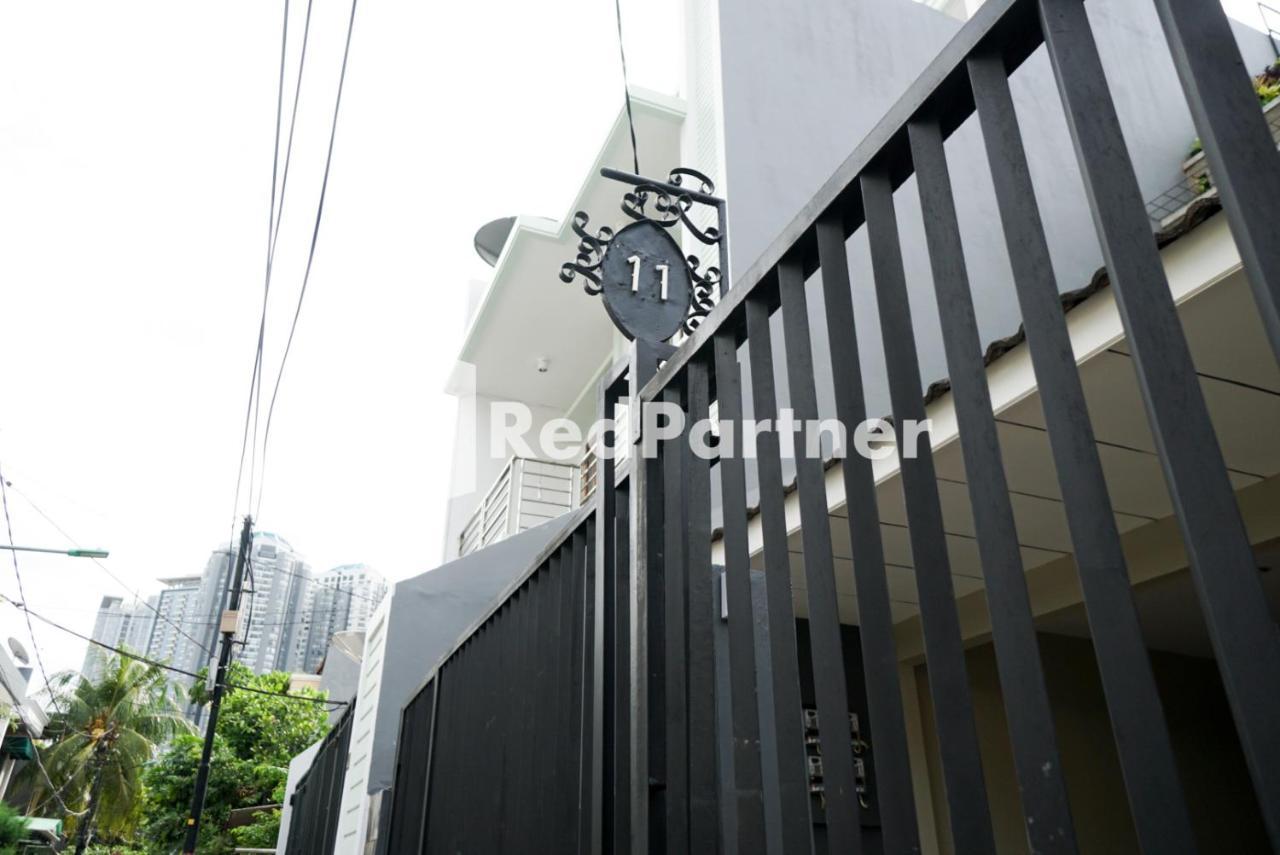 Gelong Guest House Syariah RedPartner Jakarta Bagian luar foto